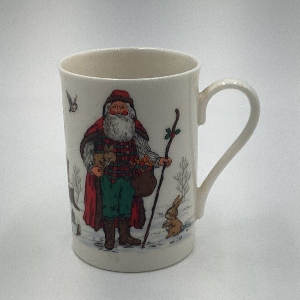 Potpourri Press Fine Bone China Mug 1993 Winter‎ Woodland Animals Santa Scene